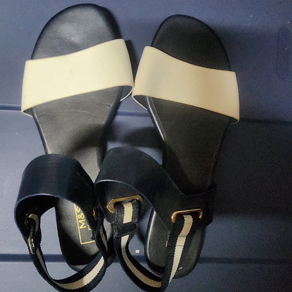 Black and Cream Women's Sandals